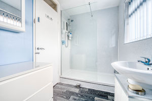 Photo 26- click for photo gallery